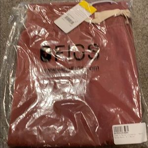 Brand NWT Mauve Livingston Figs